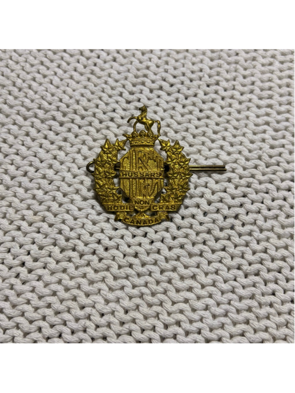 Canadian 1st Hussars Gold Plated Cap Badge WW1